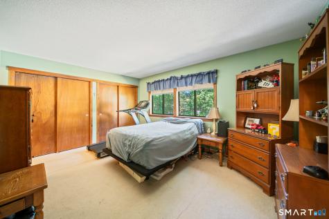 6 Upper Commons Woodbury CT 06798