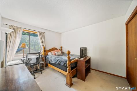 6 Upper Commons Woodbury CT 06798