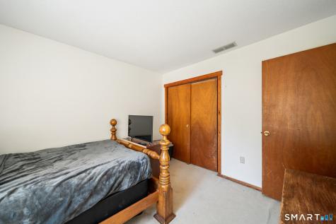 6 Upper Commons Woodbury CT 06798