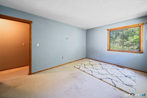 6 Upper Commons Woodbury CT 06798