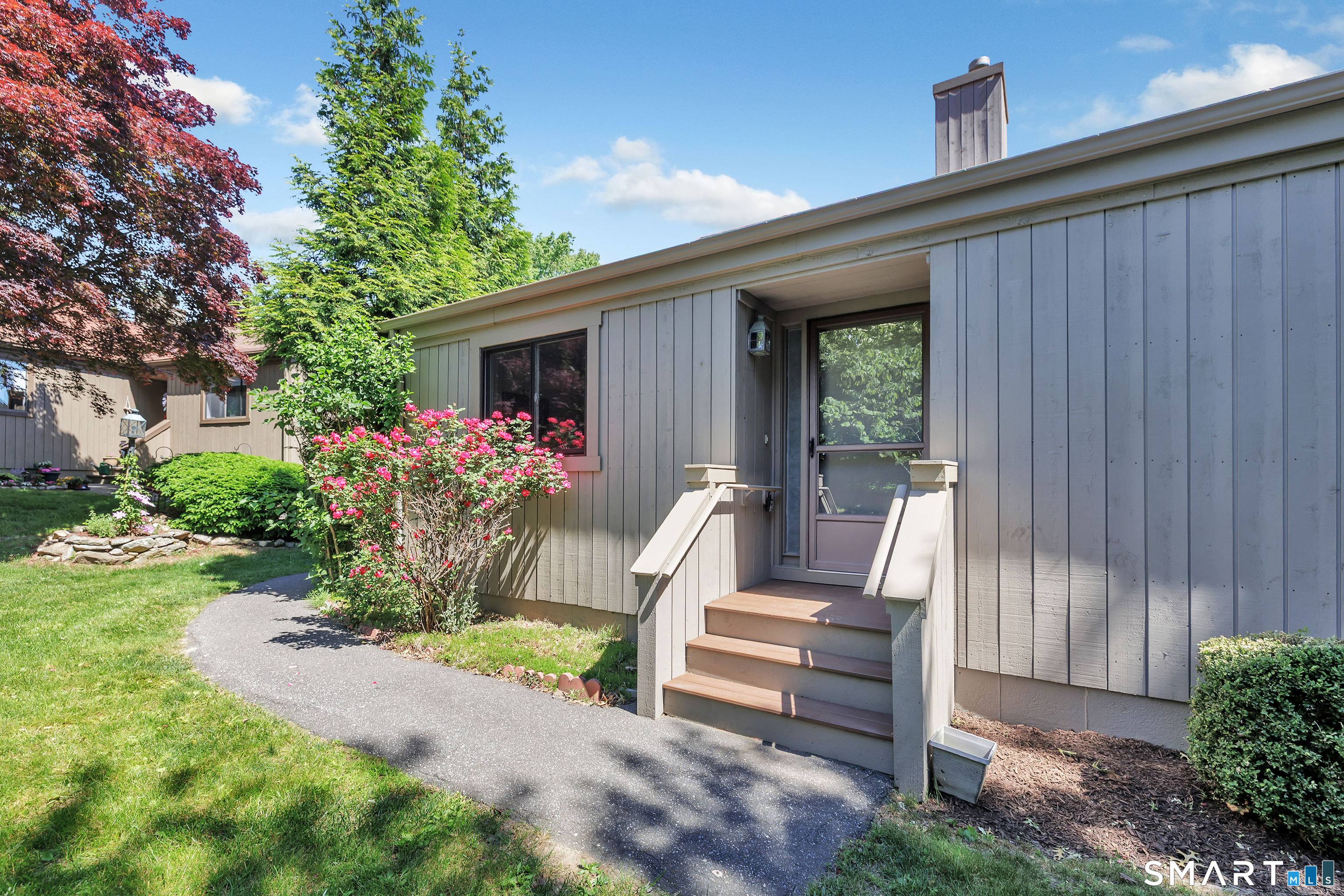493 Pawnee Lane Stratford CT 06614