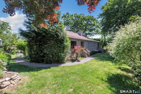 493 Pawnee Lane Stratford CT 06614
