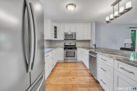 493 Pawnee Lane Stratford CT 06614
