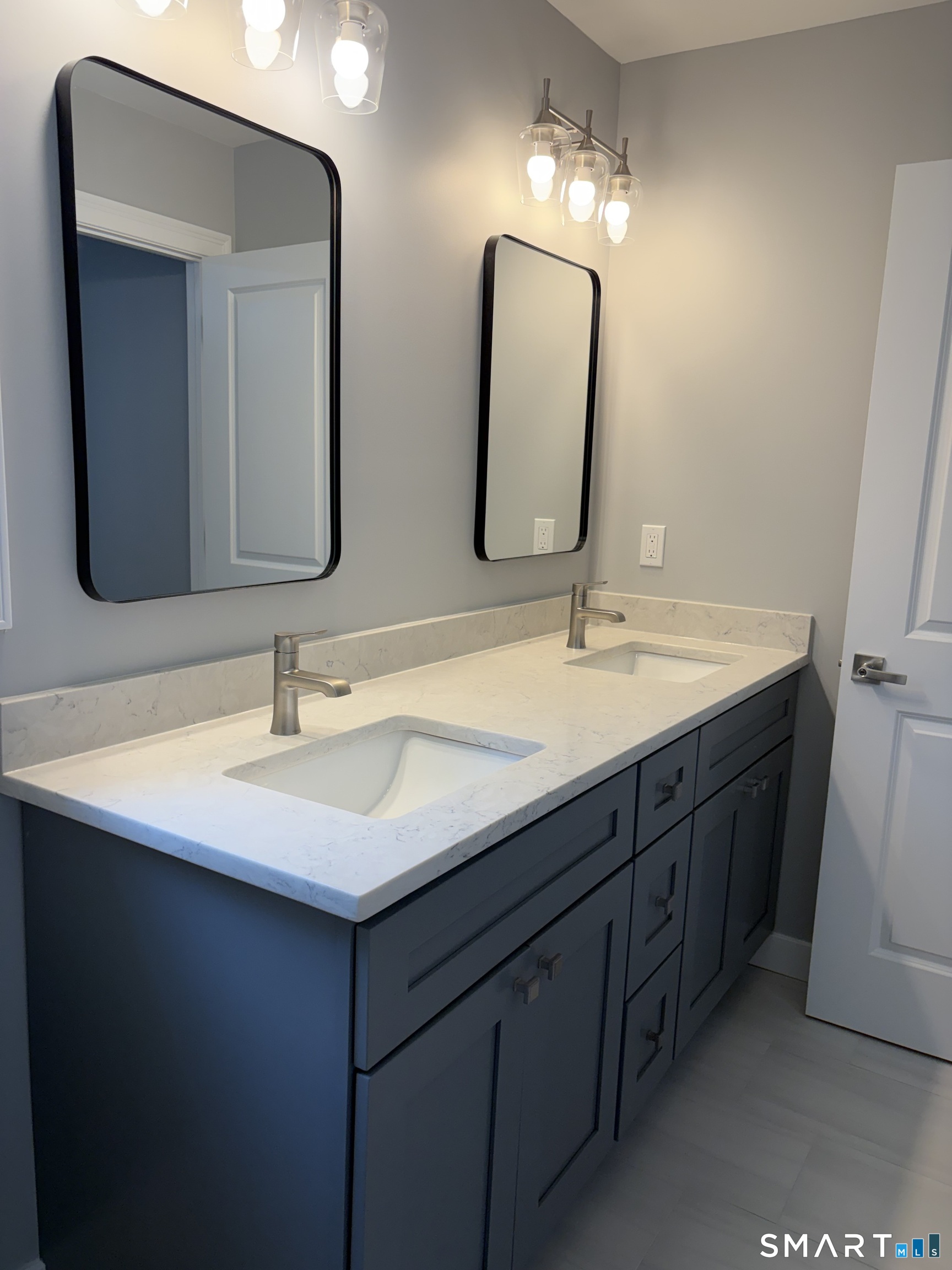669 Meriden Avenue Southington CT 06489