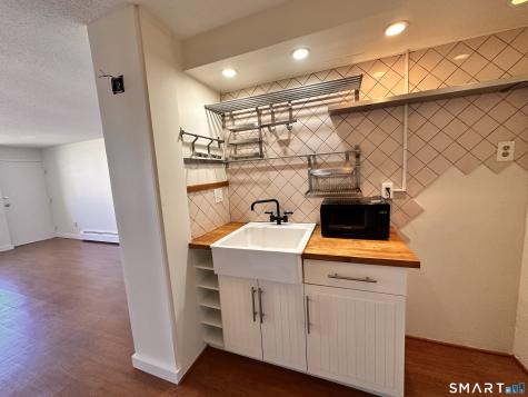 25 Ellsworth Street Bridgeport CT 06605