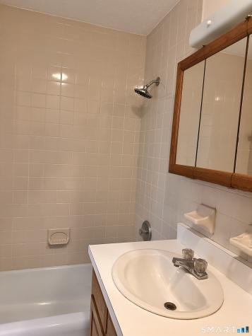 25 Ellsworth Street Bridgeport CT 06605