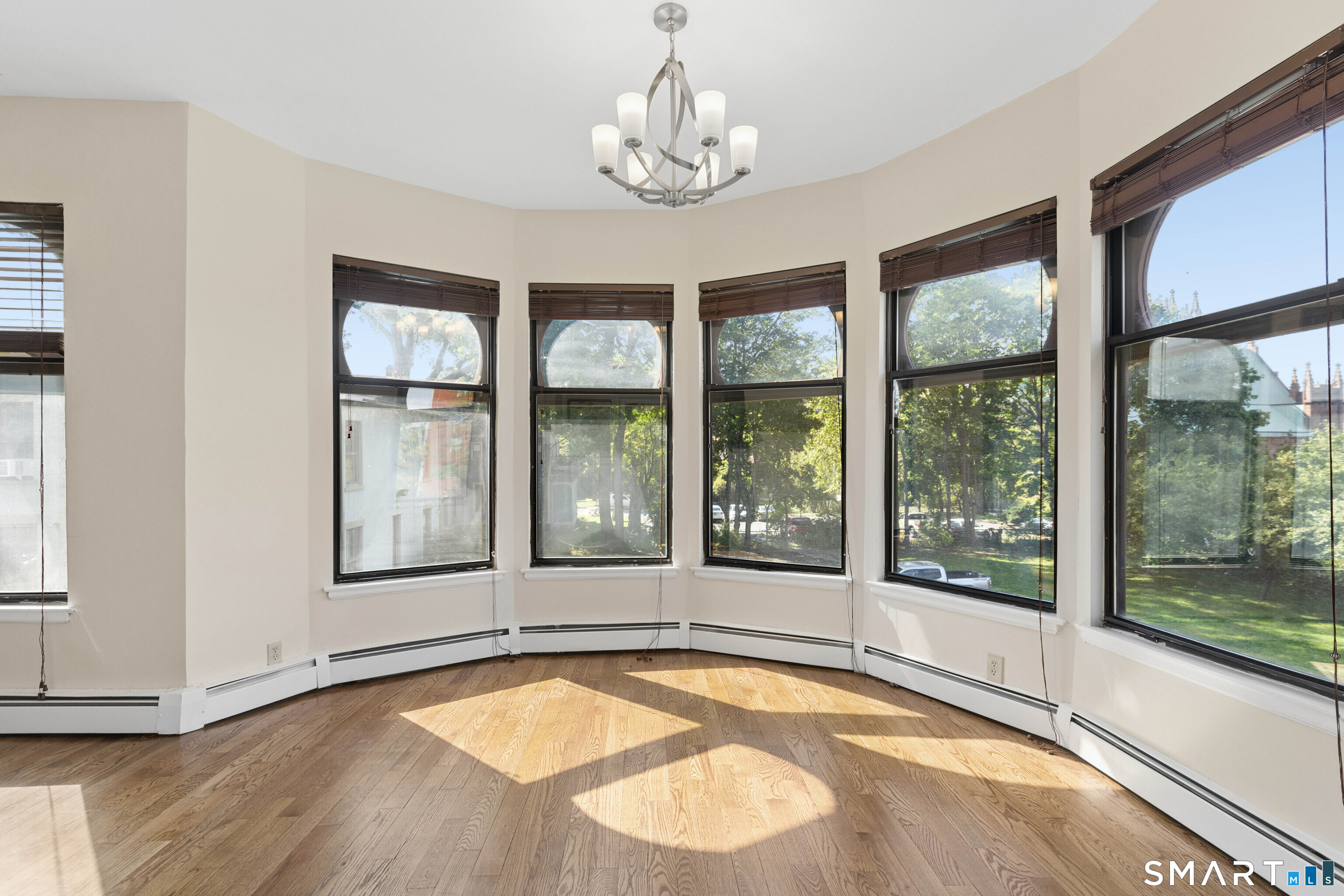 27 Charter Oak Place Hartford CT 06106