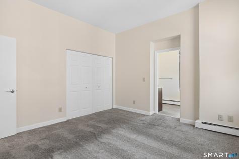 27 Charter Oak Place Hartford CT 06106
