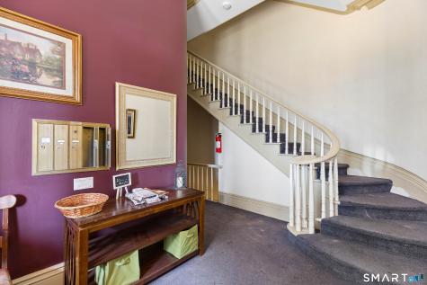 27 Charter Oak Place Hartford CT 06106