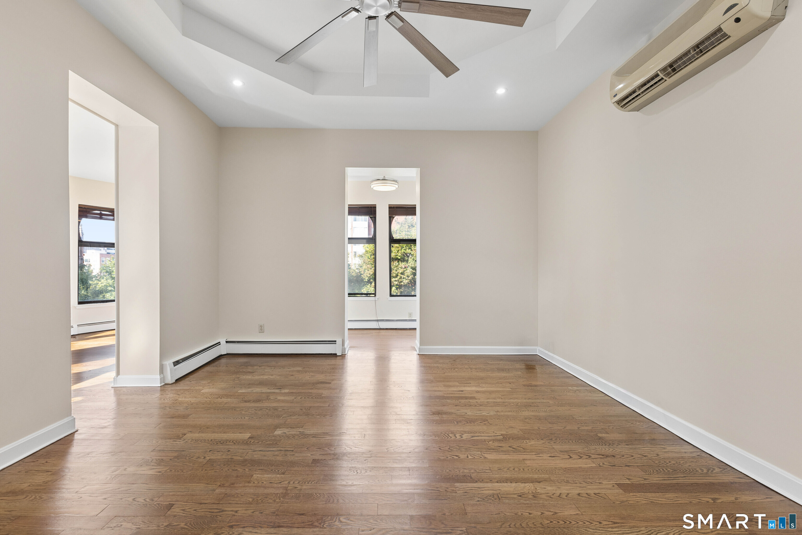 27 Charter Oak Place Hartford CT 06106