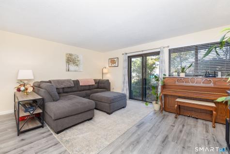 17 Briar Court Cromwell CT 06416