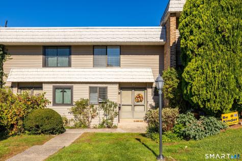 17 Briar Court Cromwell CT 06416