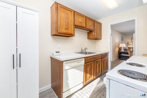 17 Briar Court Cromwell CT 06416