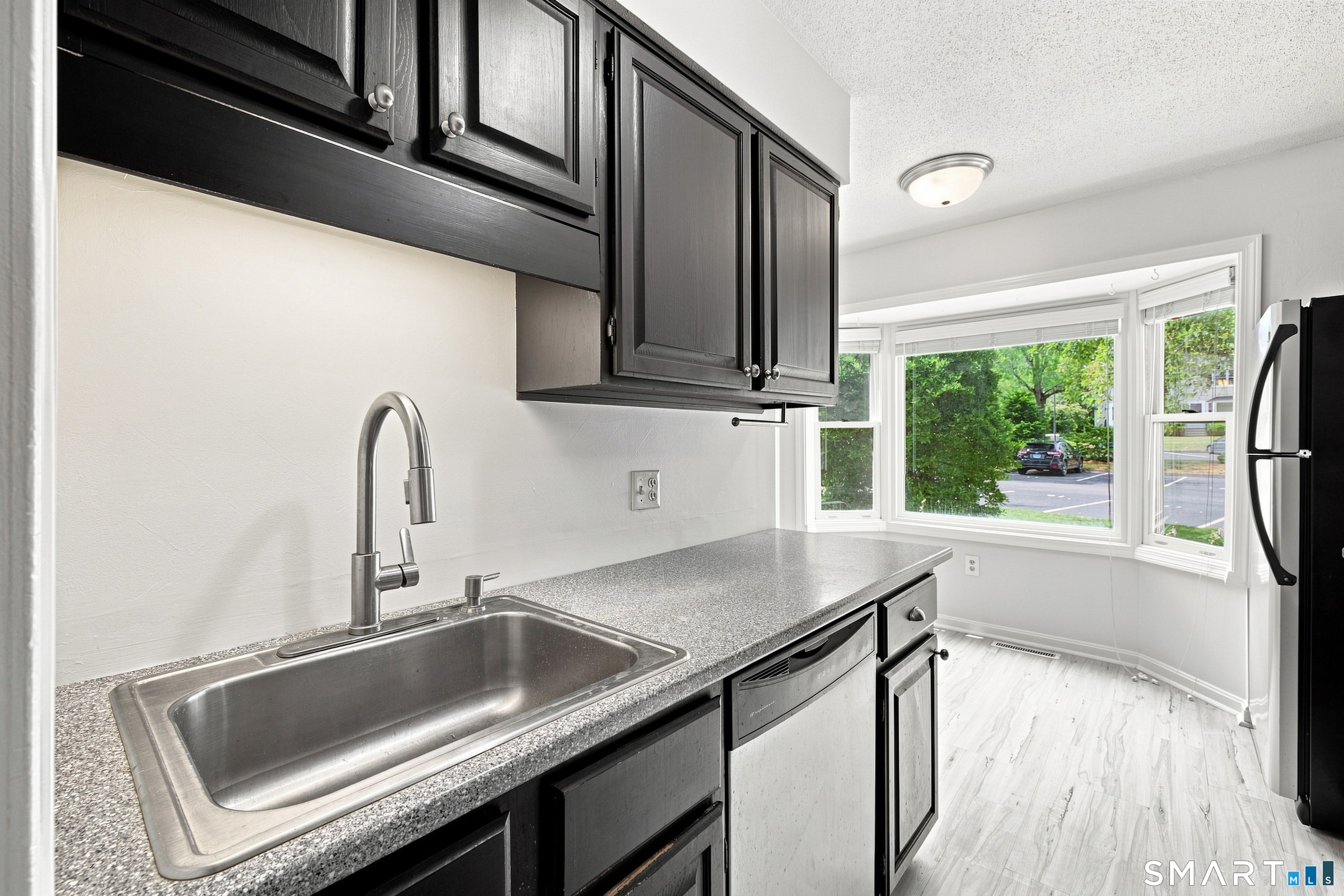 16 Braintree Court Suffield CT 06078