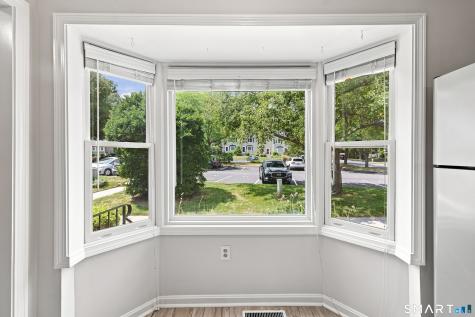 16 Braintree Court Suffield CT 06078