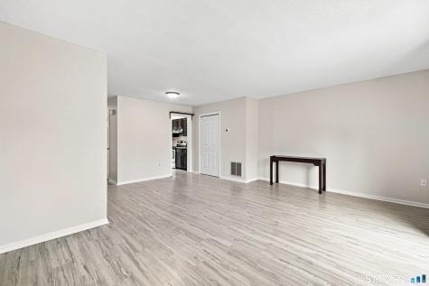 16 Braintree Court Suffield CT 06078