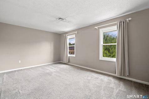 16 Braintree Court Suffield CT 06078