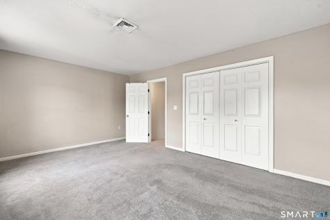 16 Braintree Court Suffield CT 06078
