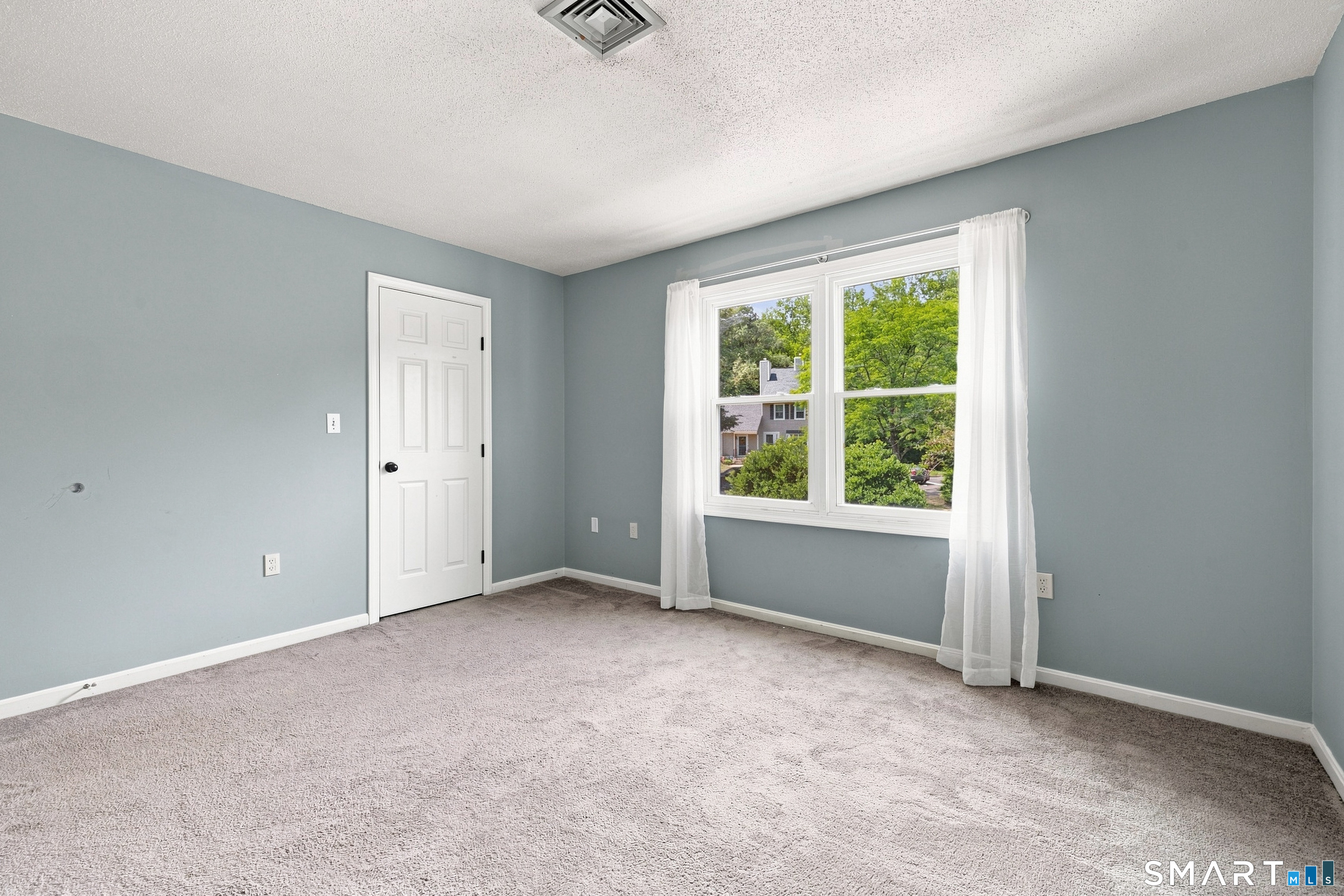 16 Braintree Court Suffield CT 06078