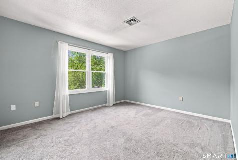 16 Braintree Court Suffield CT 06078
