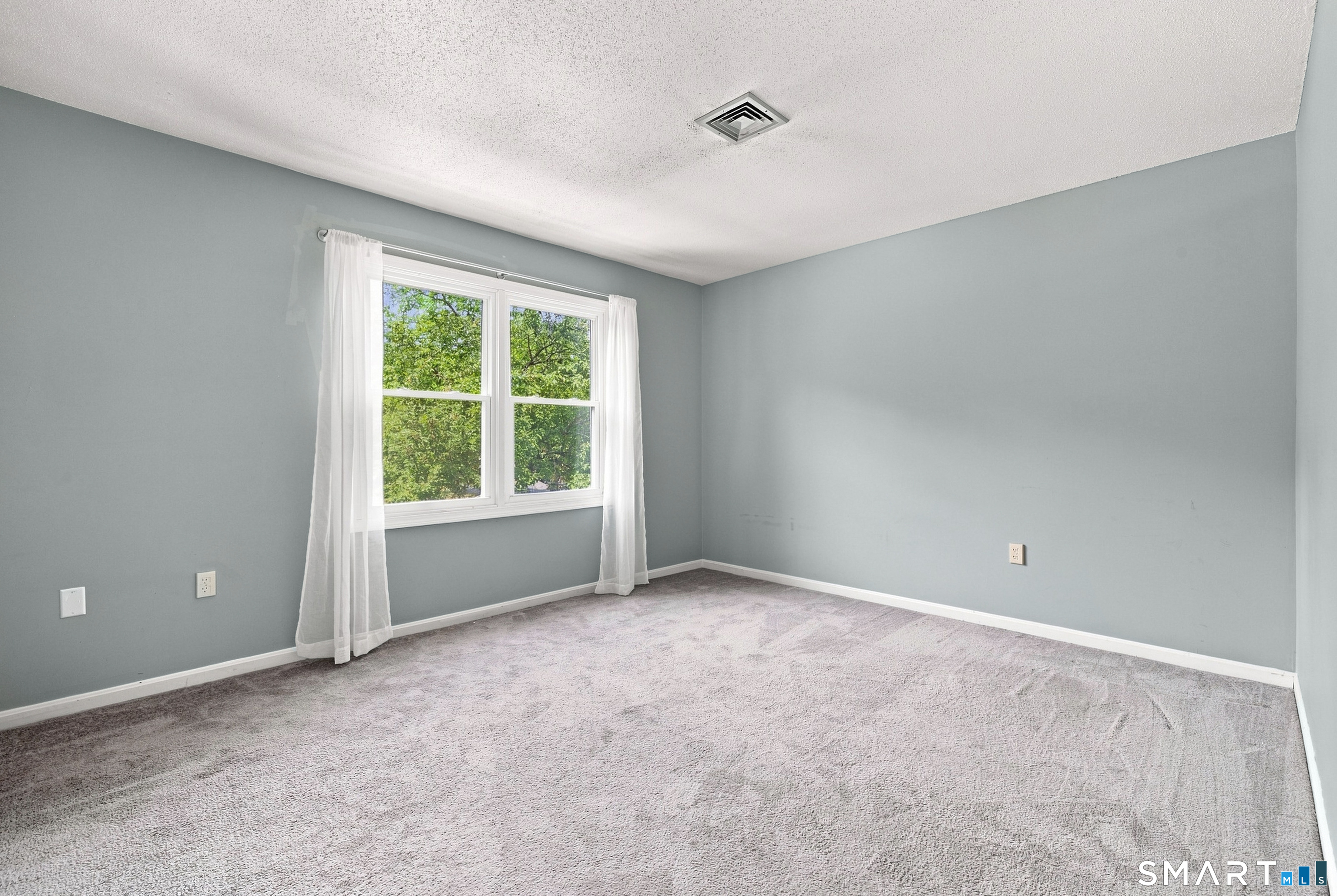 16 Braintree Court Suffield CT 06078