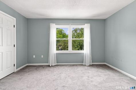 16 Braintree Court Suffield CT 06078