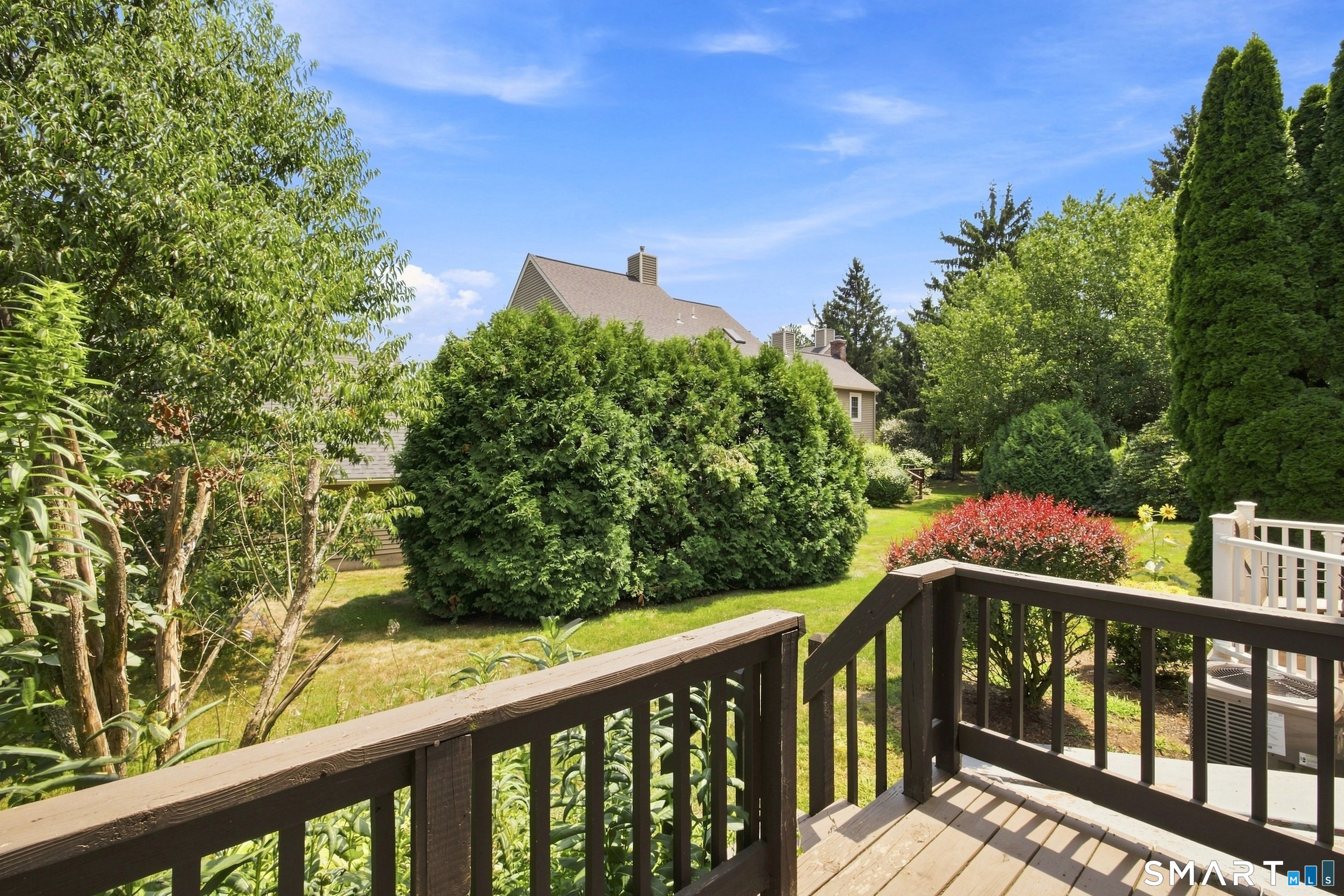 16 Braintree Court Suffield CT 06078