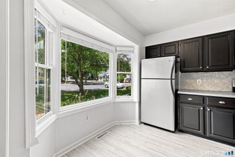 16 Braintree Court Suffield CT 06078