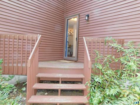 97 West Main Street East Lyme CT 06357