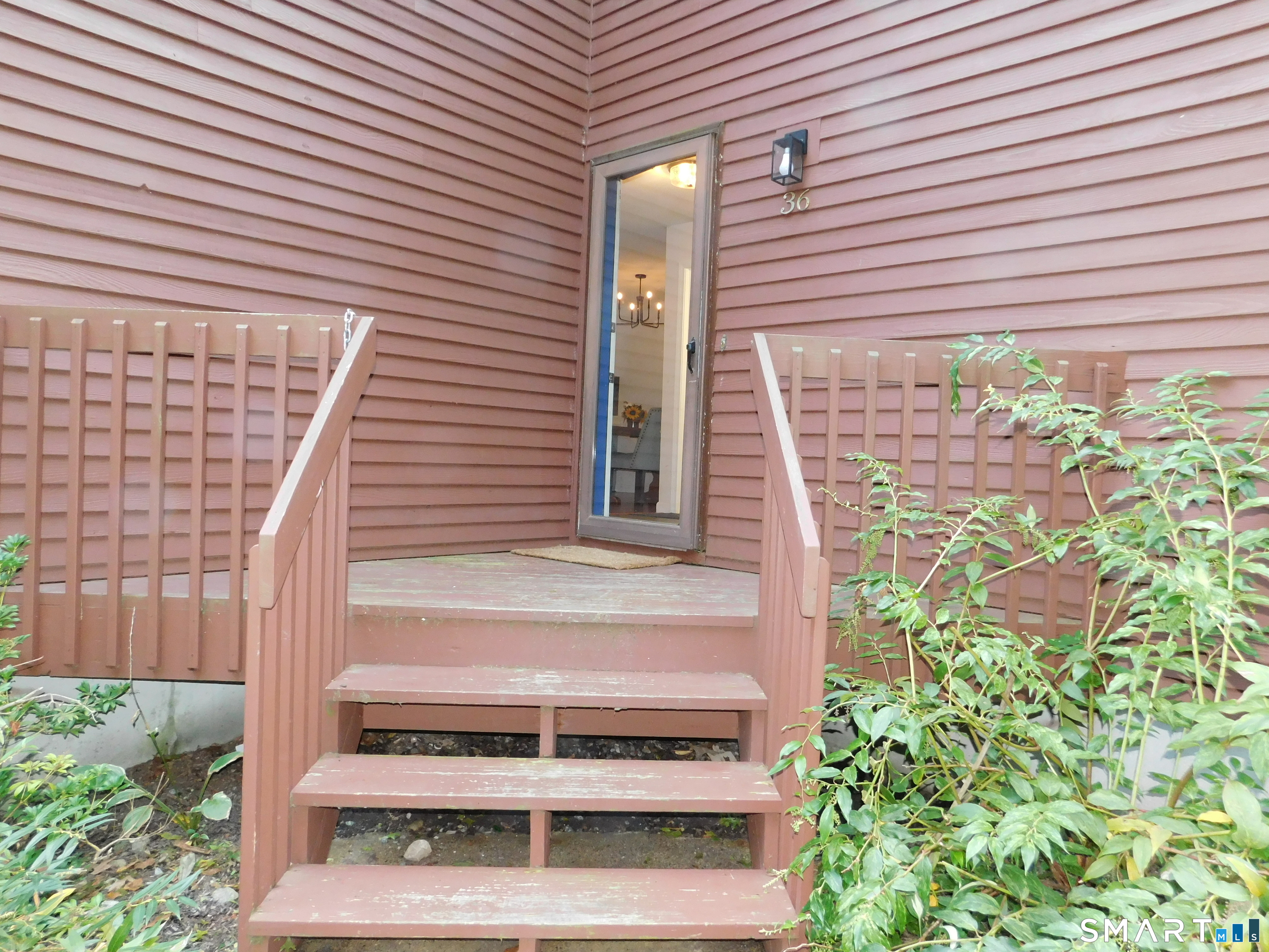 97 West Main Street East Lyme CT 06357