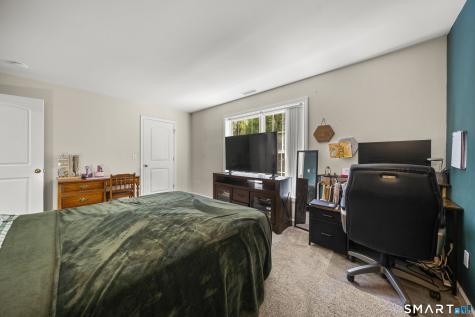 15 Freedom Way East Lyme CT 06357