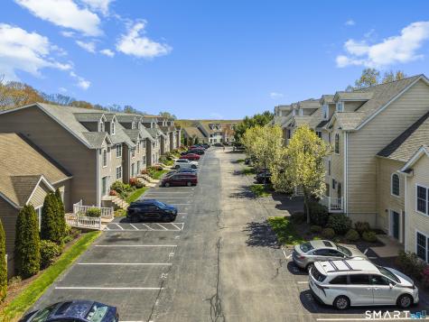 15 Freedom Way East Lyme CT 06357