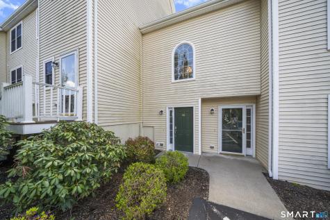 15 Freedom Way East Lyme CT 06357