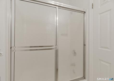 194 Conestoga Way Glastonbury CT 06033