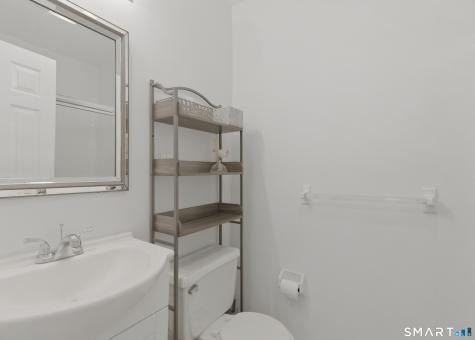 194 Conestoga Way Glastonbury CT 06033