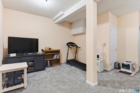 194 Conestoga Way Glastonbury CT 06033