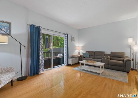 194 Conestoga Way Glastonbury CT 06033