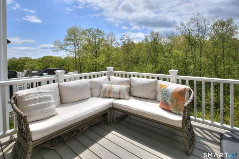 89 Brentwood Circle Danbury CT 06810