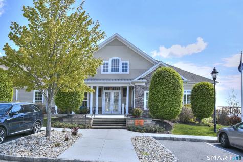 89 Brentwood Circle Danbury CT 06810
