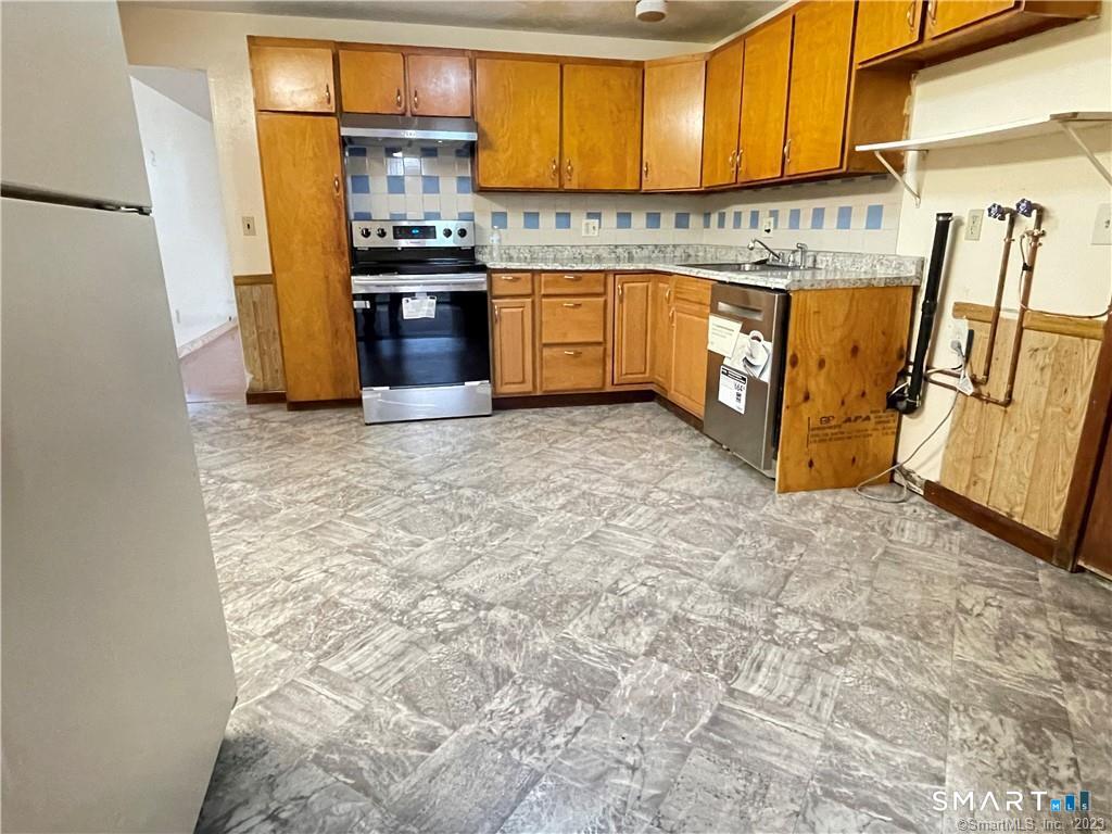 19 Bell Court East Hartford CT 06108