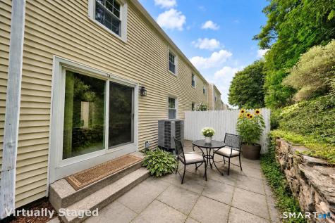 14 Tapping Reeve Village Litchfield CT 06759