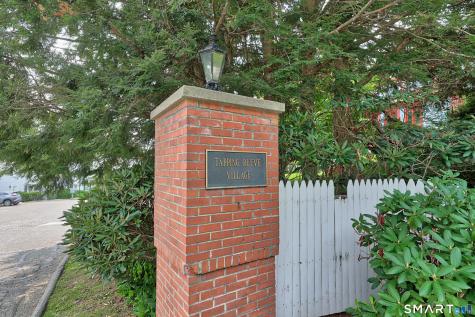 14 Tapping Reeve Village Litchfield CT 06759