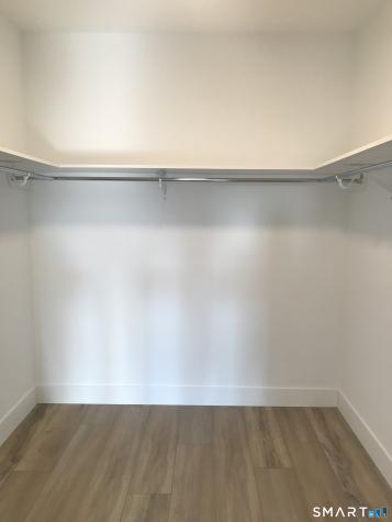 300 Harbour Close New Haven CT 06519