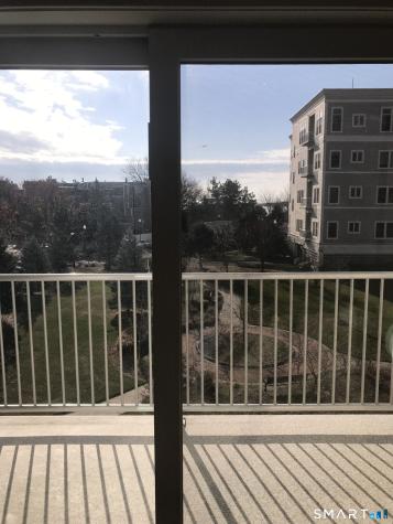 300 Harbour Close New Haven CT 06519