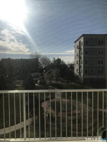 300 Harbour Close New Haven CT 06519