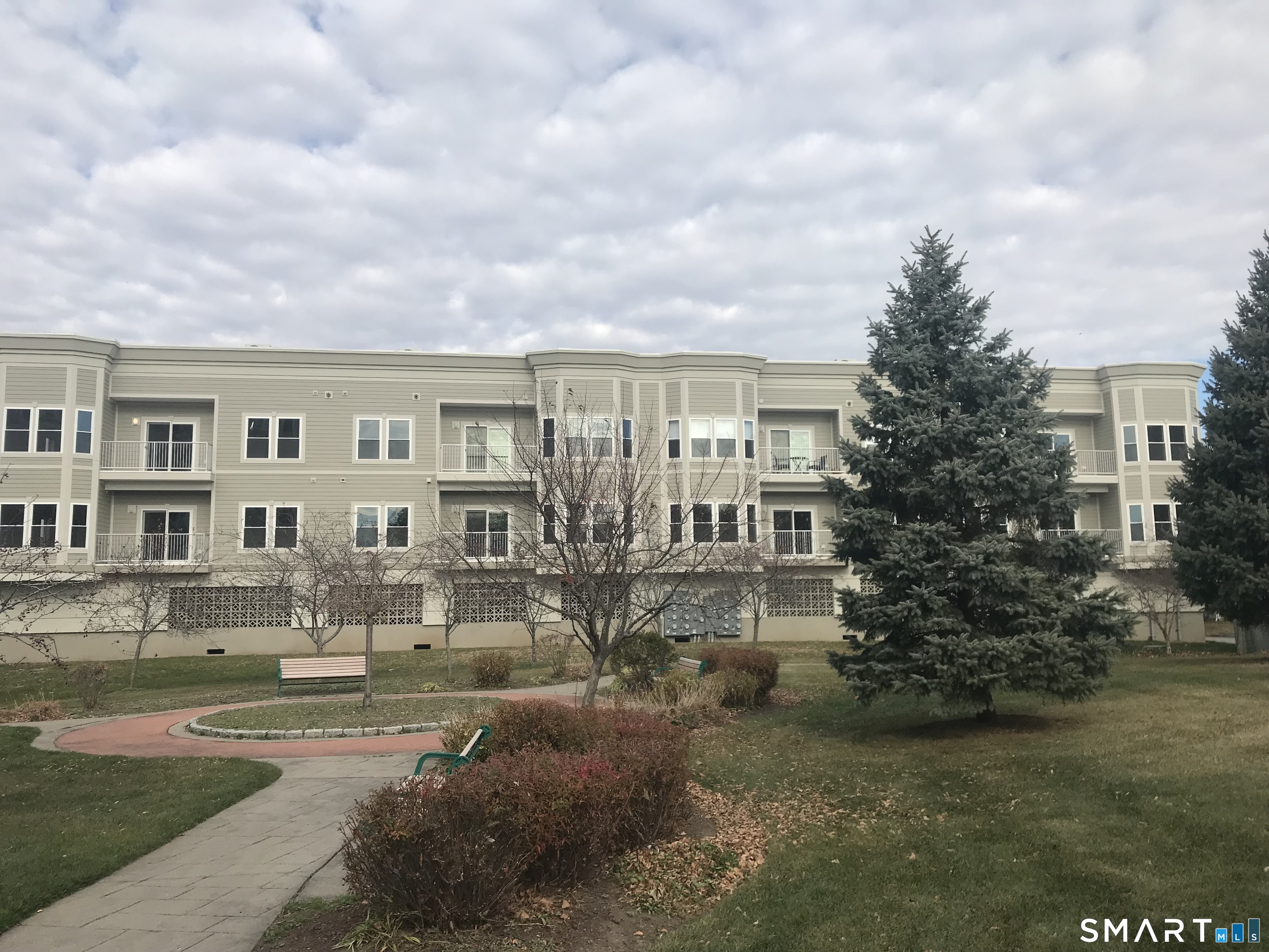300 Harbour Close New Haven CT 06519