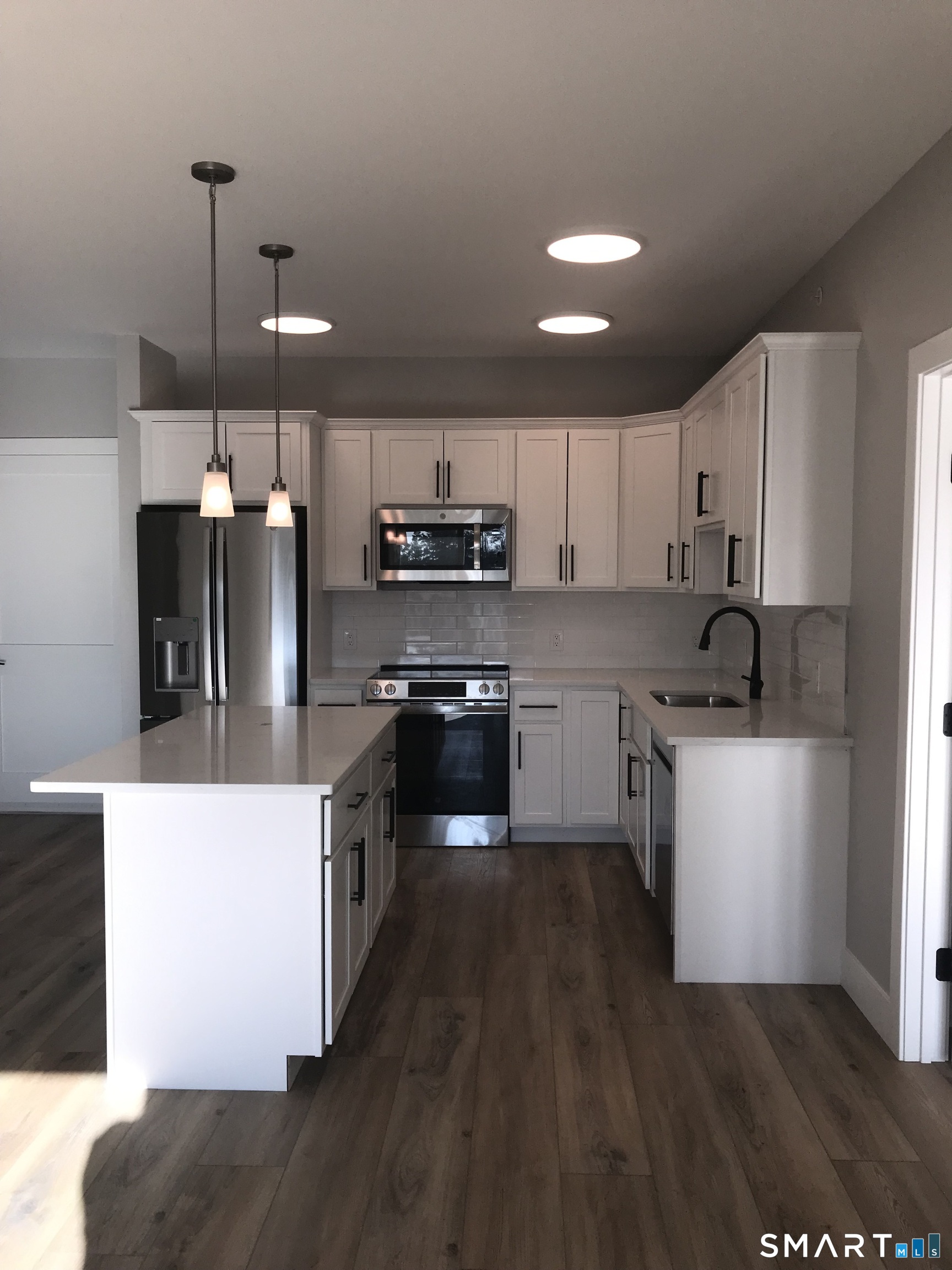 300 Harbour Close New Haven CT 06519