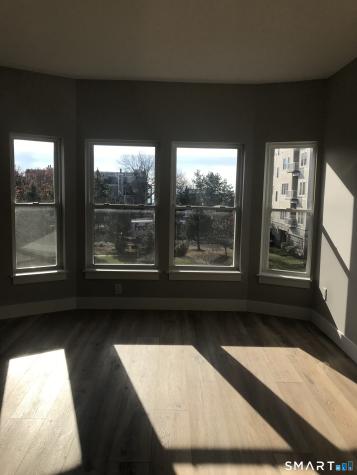 300 Harbour Close New Haven CT 06519