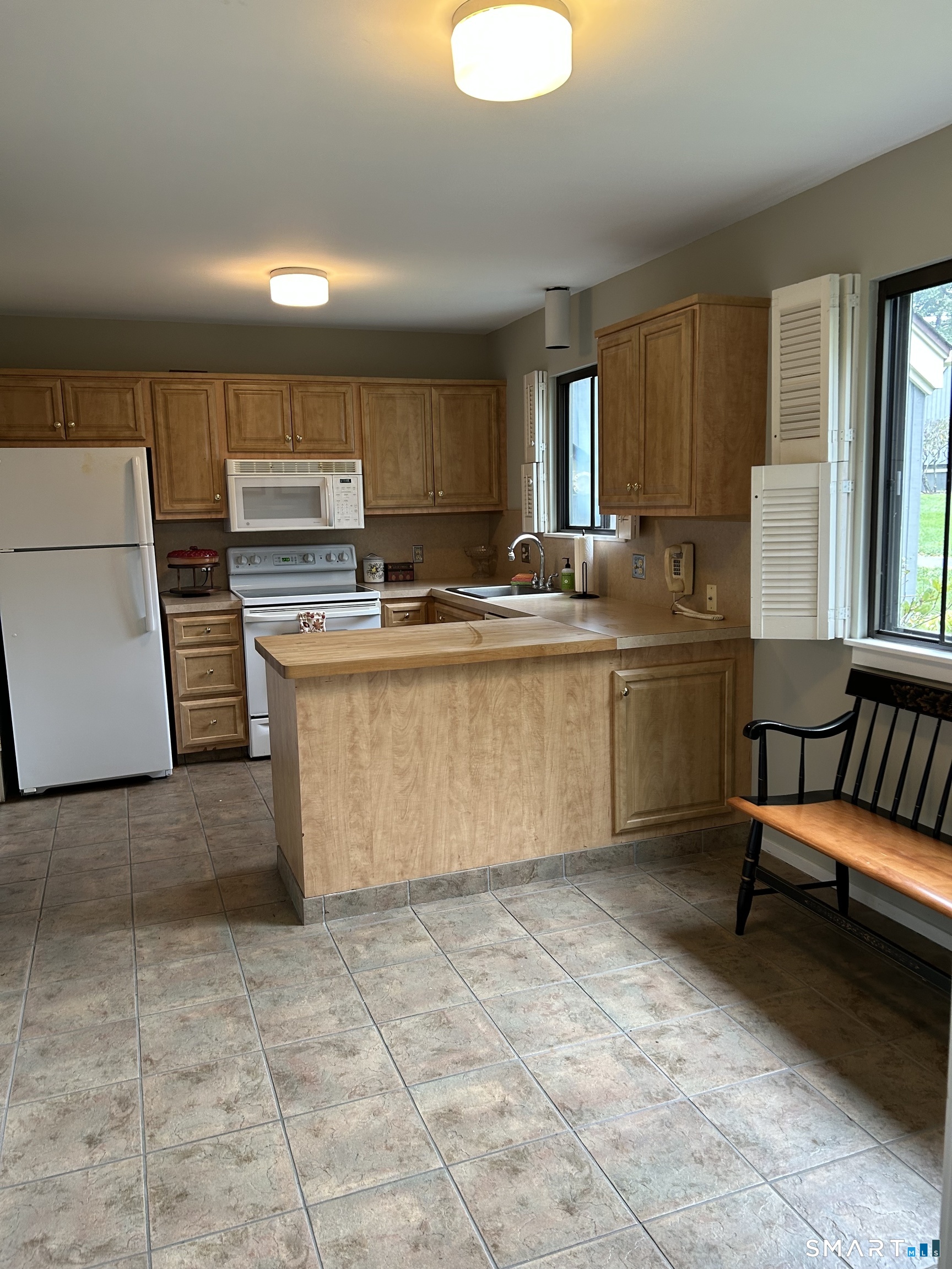 991 Heritage Village Southbury CT 06488