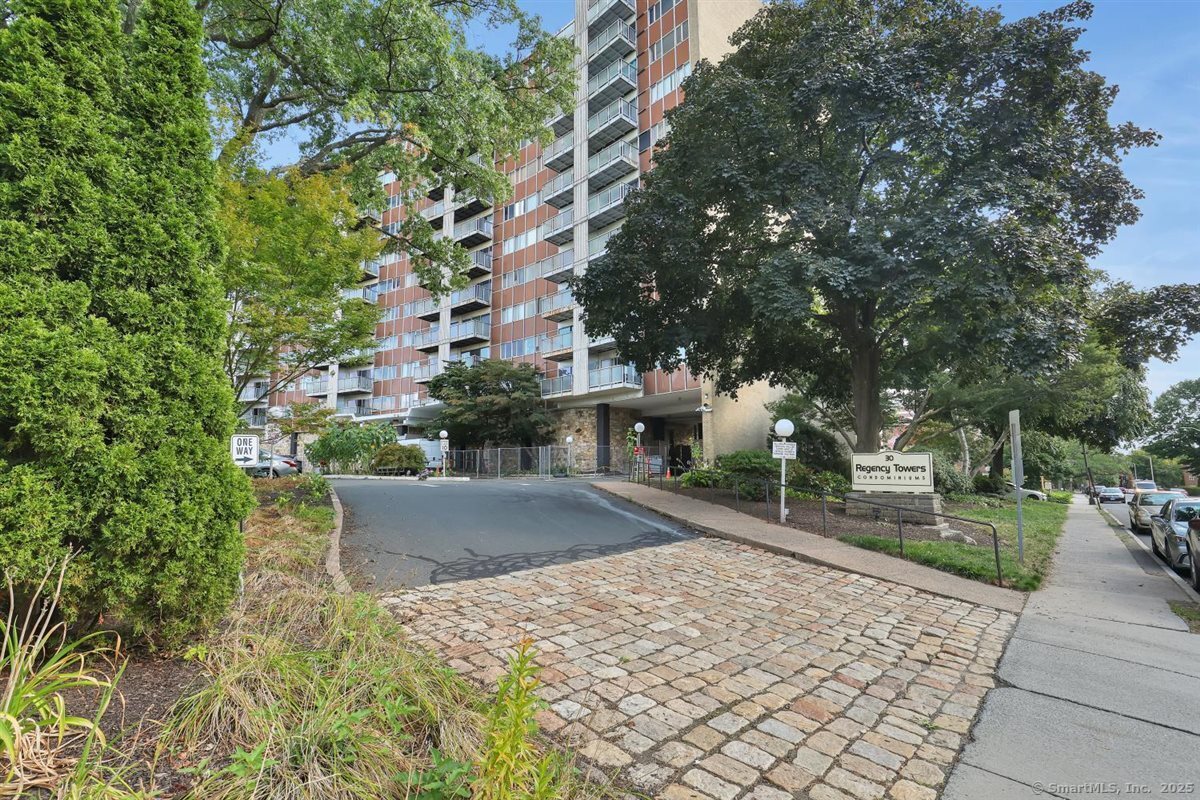 30 Woodland Street Hartford CT 06105